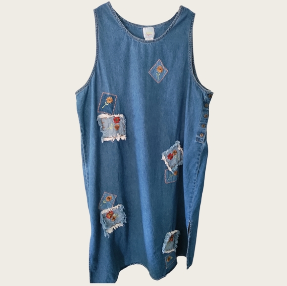 Dresses & Skirts - Sasson Signature,vintage, Size B2, XL Jean Embroidered, Appliqued Maxi Dress
